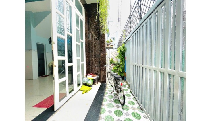 BÁN NHÀ PHÚ NHUẬN 60M2 HXH 4 TẦNG NGANG 7M 4PN SÁT MT TRƯƠNG ĐĂNG QUẾ 6.35 TỶ.